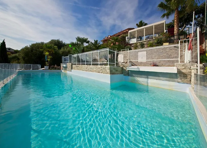 Apartamento Fuer 4 Personen In Imperia *