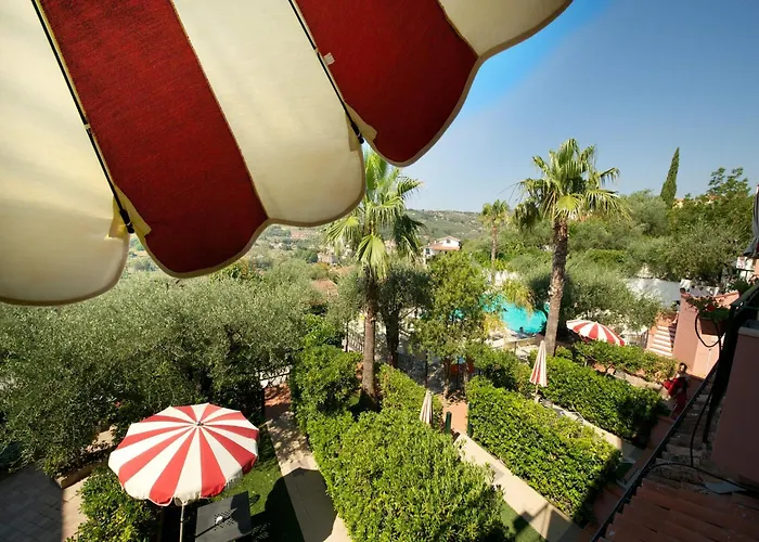 Fuer 4 Personen In Imperia Imperia