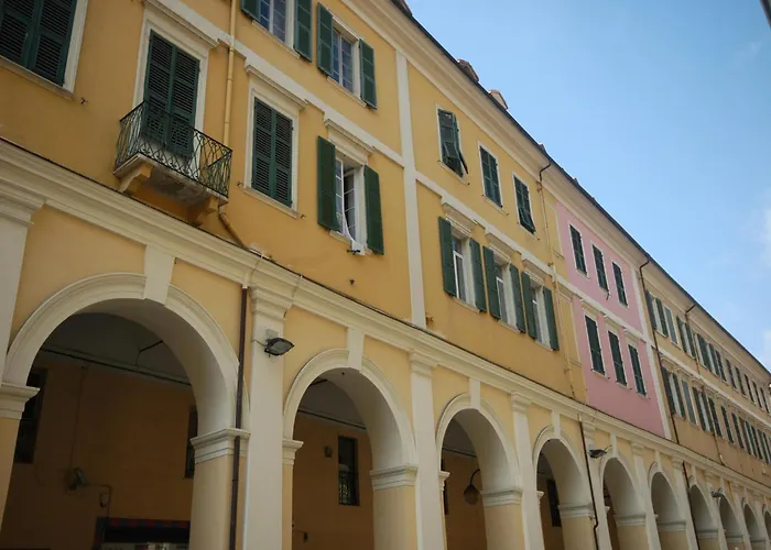 Fuer 4 Personen In Imperia Imperia