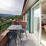 Fuer 4 Personen In * Imperia