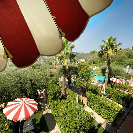 Fuer 4 Personen In Imperia