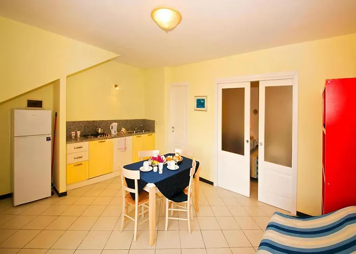 Fuer 4 Personen In Imperia * Imperia